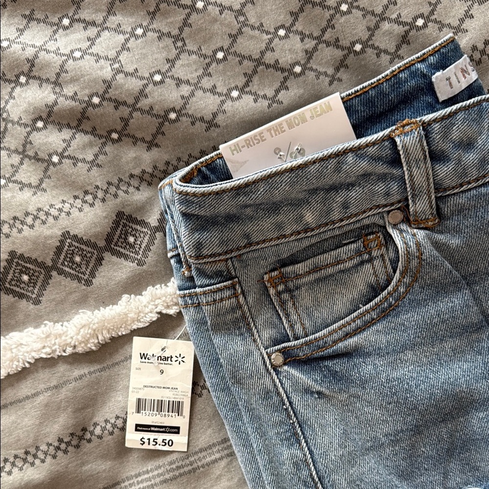 Distressed Blue Jeans - Picture 2 of 4